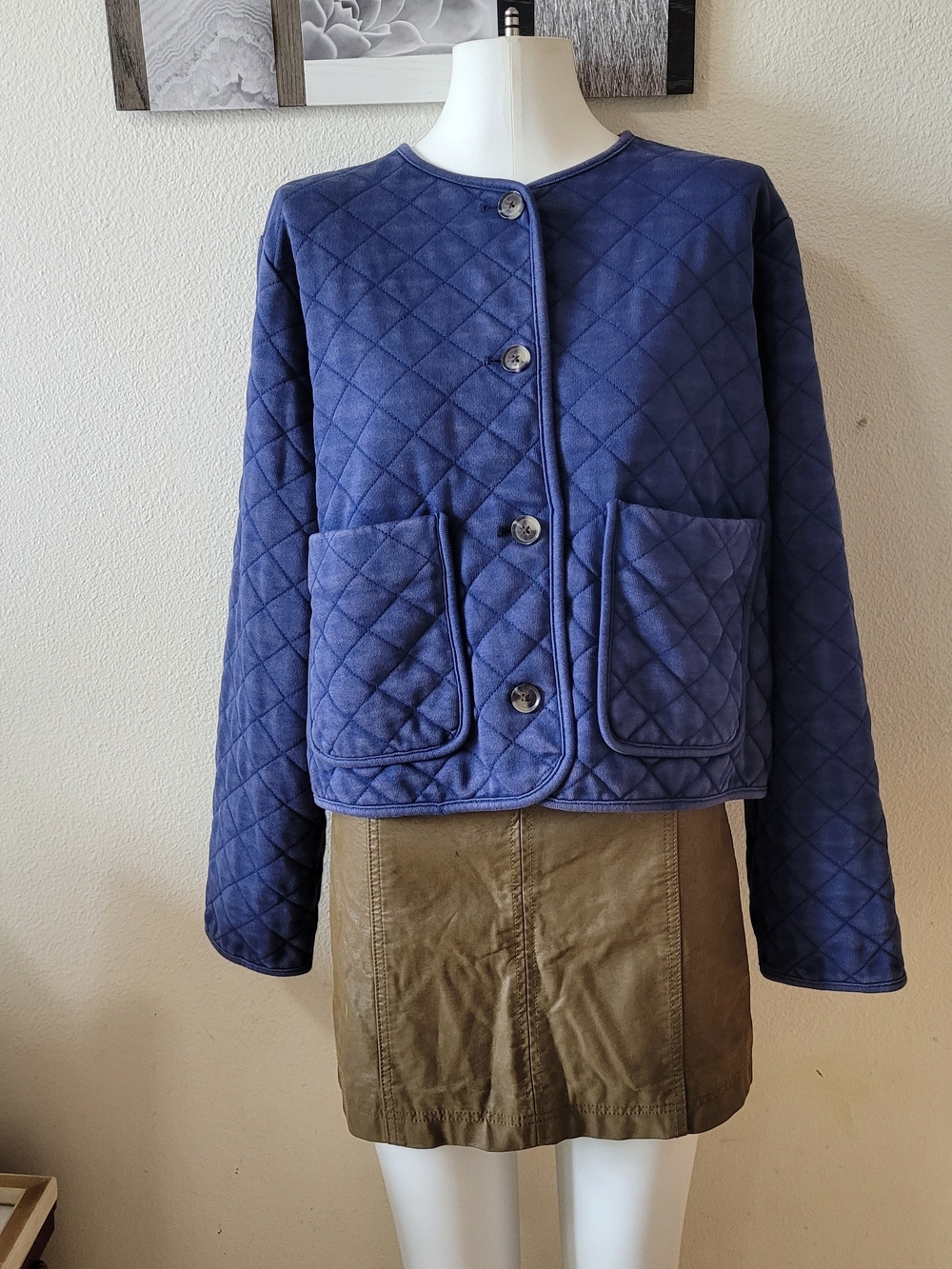 Banana Republic Quilted Bomber Jacket with Patch Pockets - Picture 10 of 11